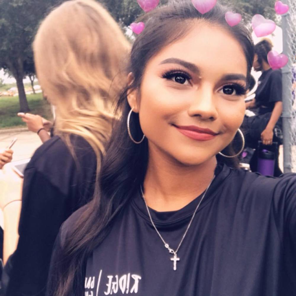 Meet your Posher, Julissa